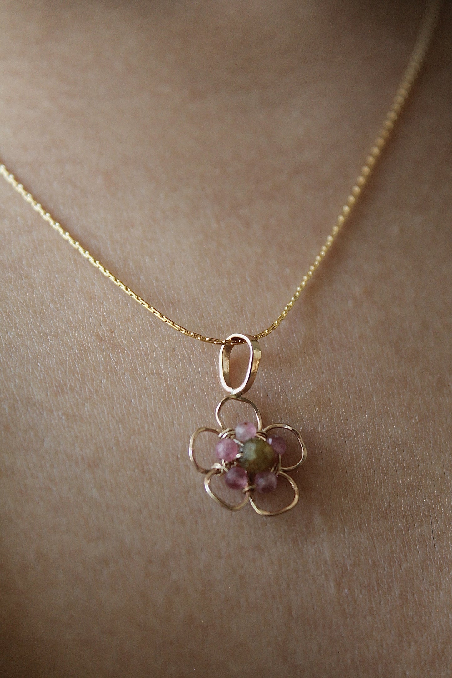 HAWTHORN PENDANT NECKLACE - 14K GOLD FILLED