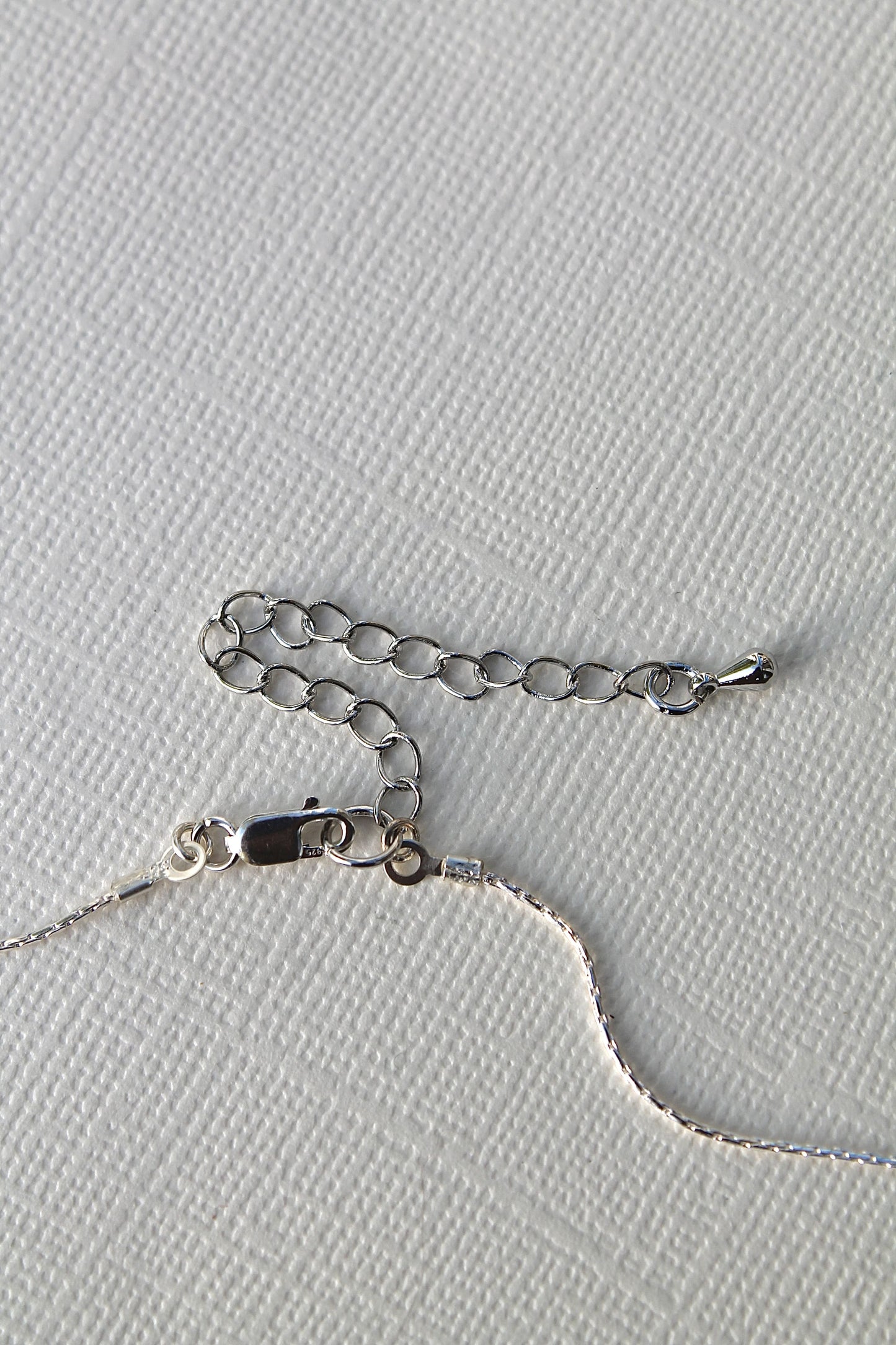 HAWTHORN PENDANT NECKLACE - STERLING SILVER