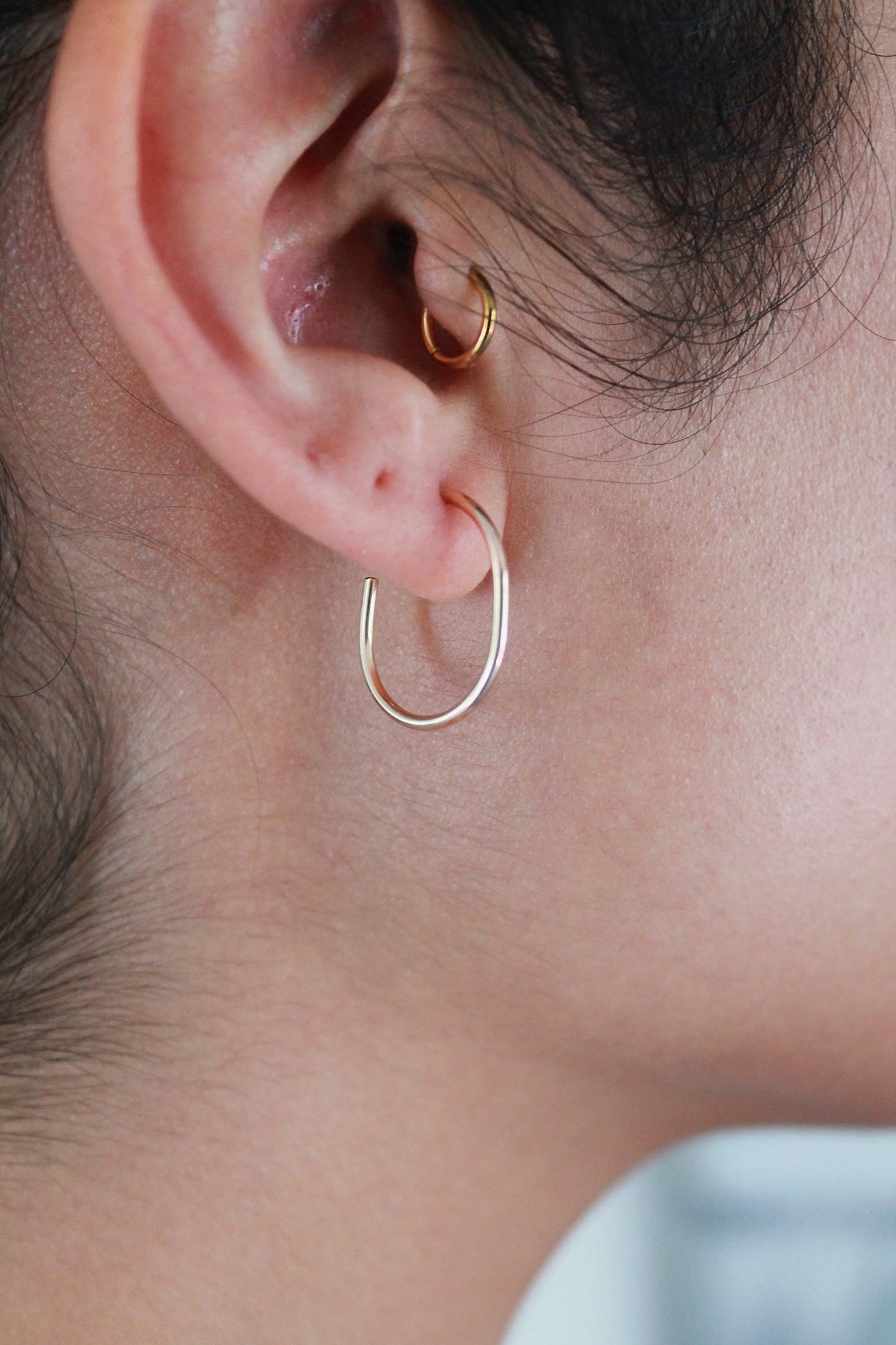 Sloane Oval Hoops