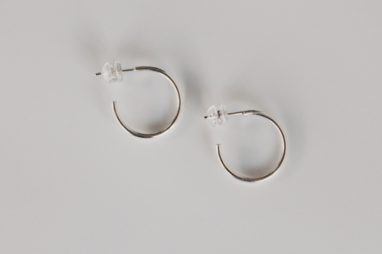 Scarlett Round Hoops