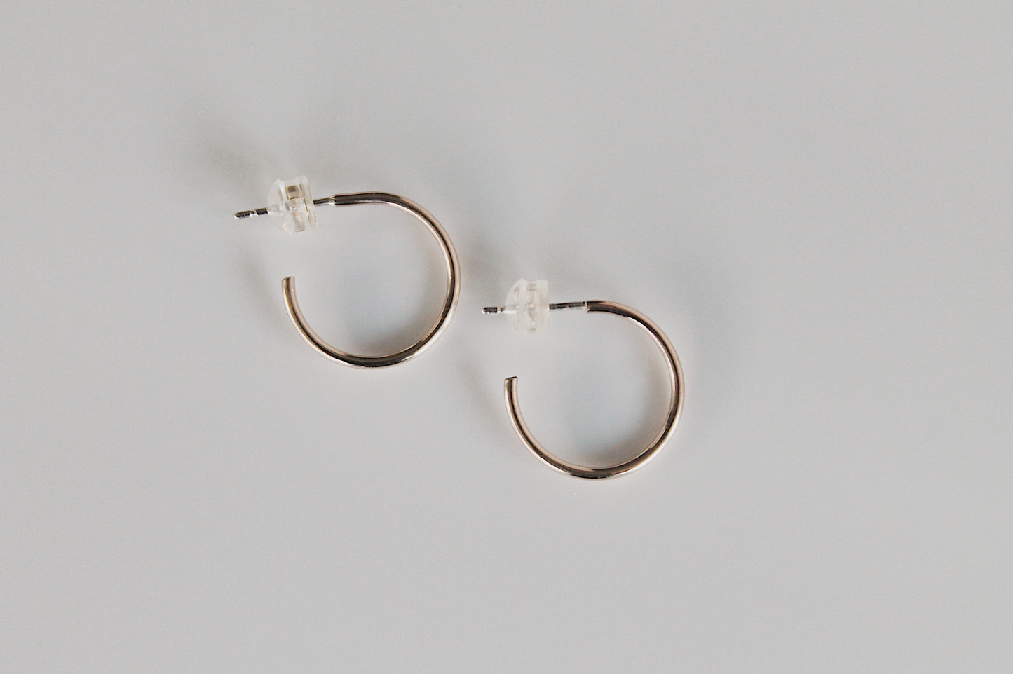 Scarlett Round Hoops