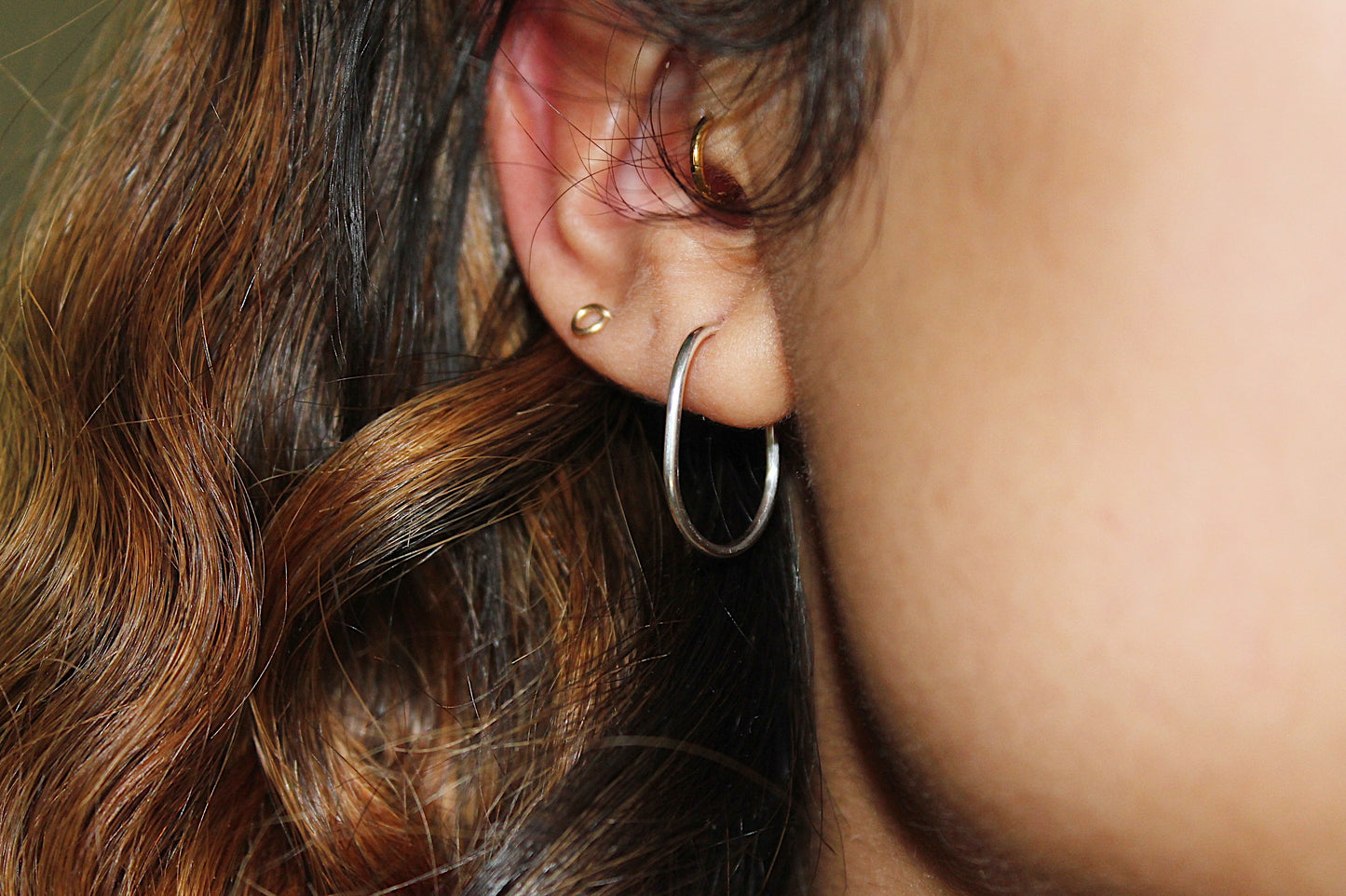 Sloane Oval Hoops