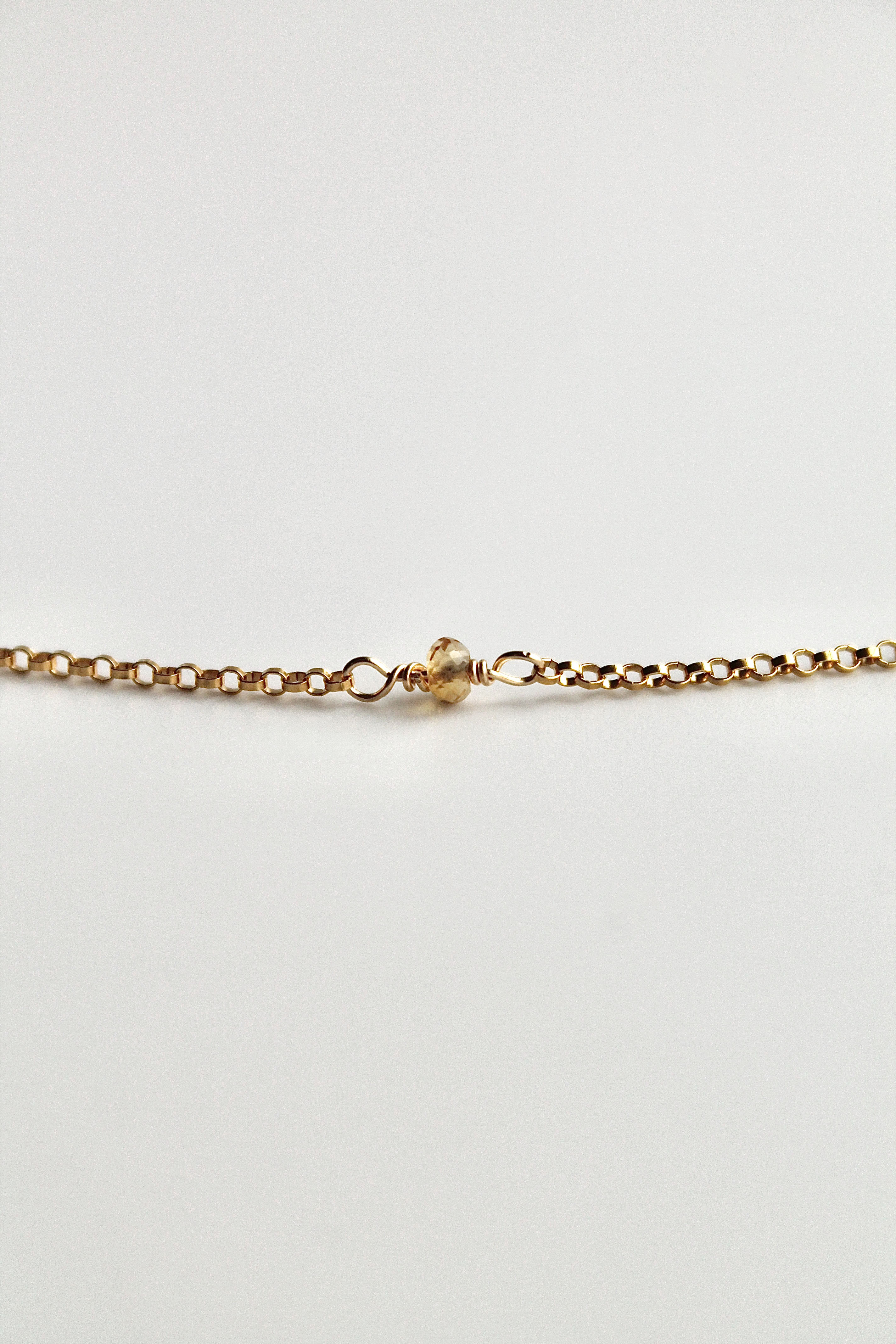 Pulsera con múltiples piedras de nacimiento: Citrino (noviembre) - Poder personal