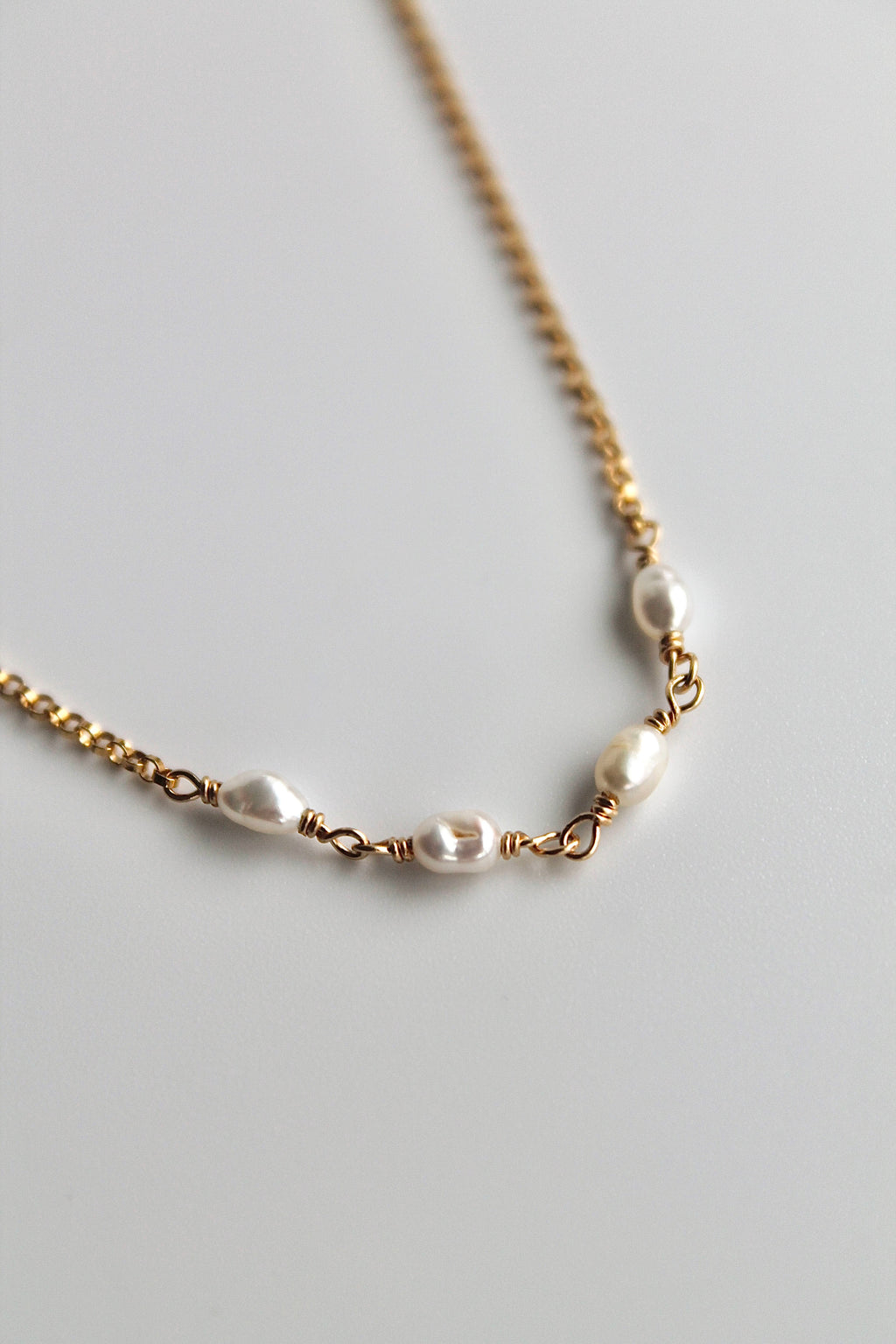 Collar con barra de piedra natal - Perla de agua dulce (junio) - Pureza