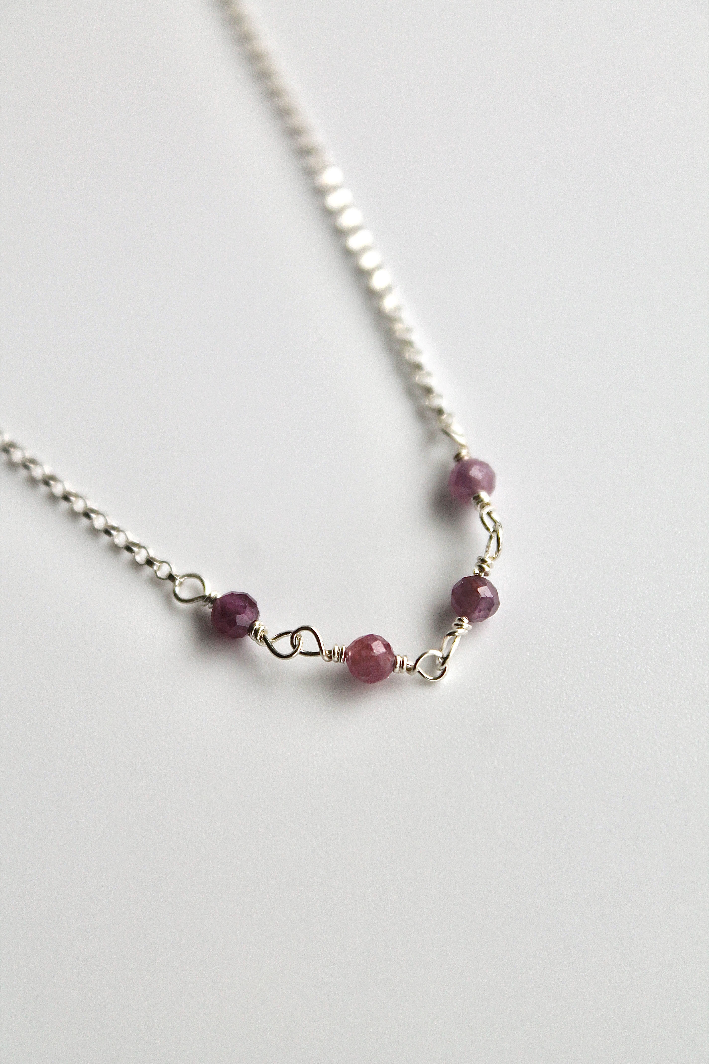 Collier barrette pierre de naissance - Rubis (juillet) - Passion