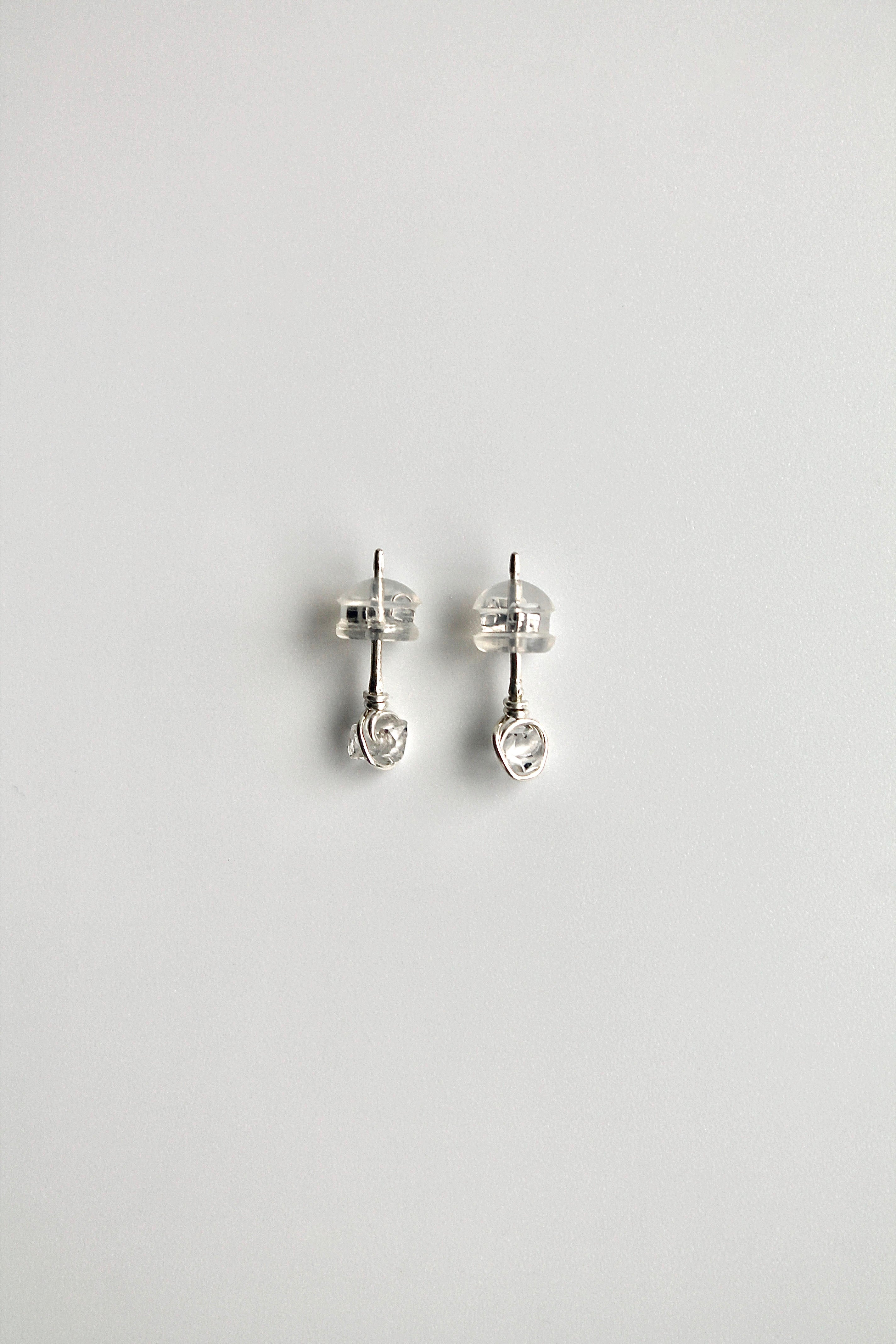 Pendientes con piedra de nacimiento - Diamante Herkimer (abril) - Conexión Divina