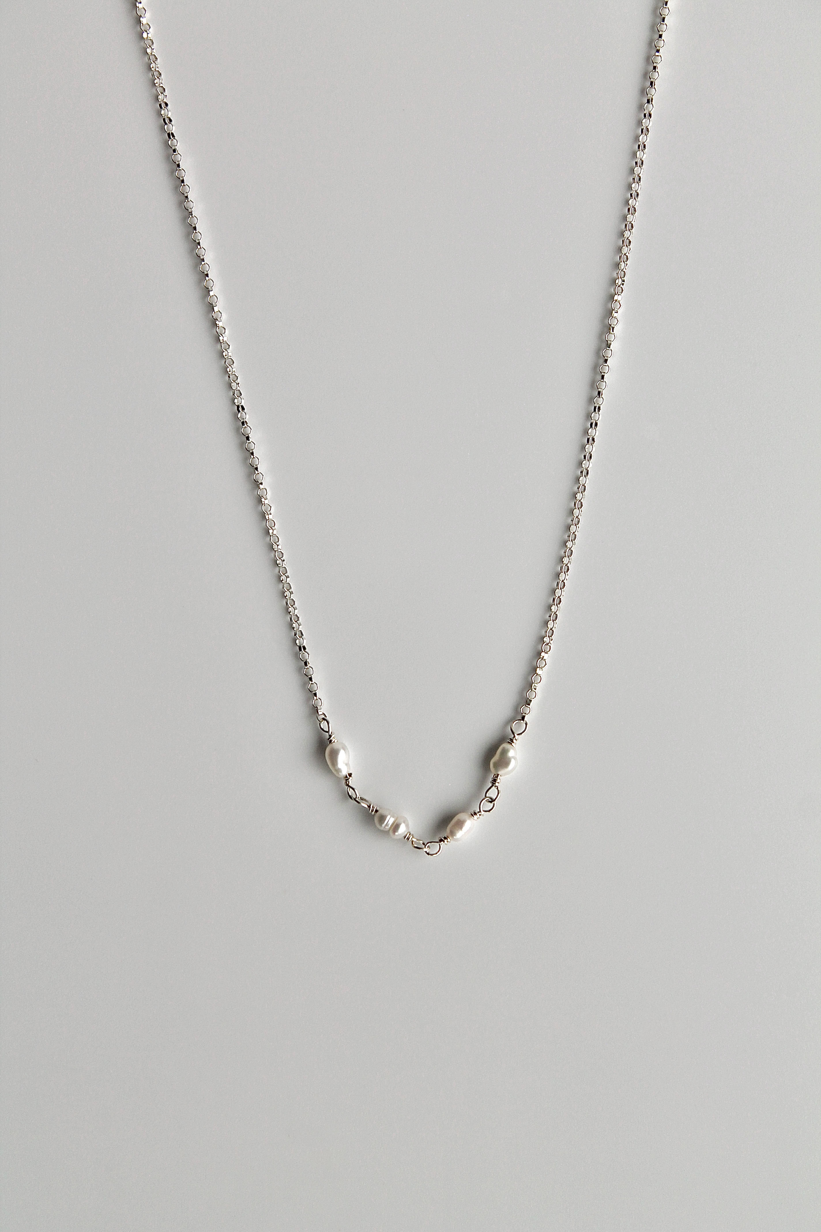 Collar con barra de piedra natal - Perla de agua dulce (junio) - Pureza