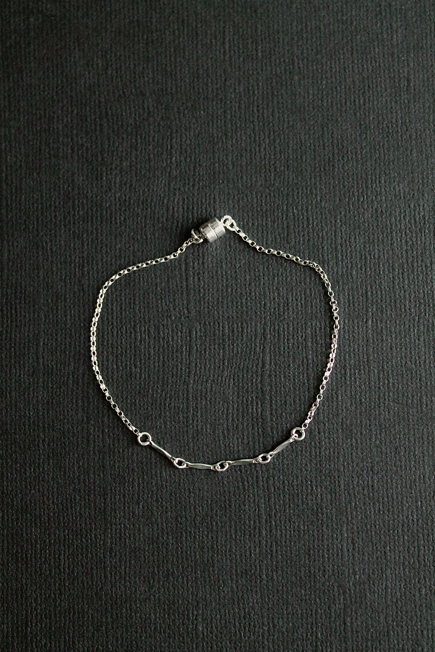 CENTER BAR CHAIN BRACELET - STERLING SILVER