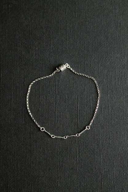 CENTER BAR CHAIN BRACELET - STERLING SILVER