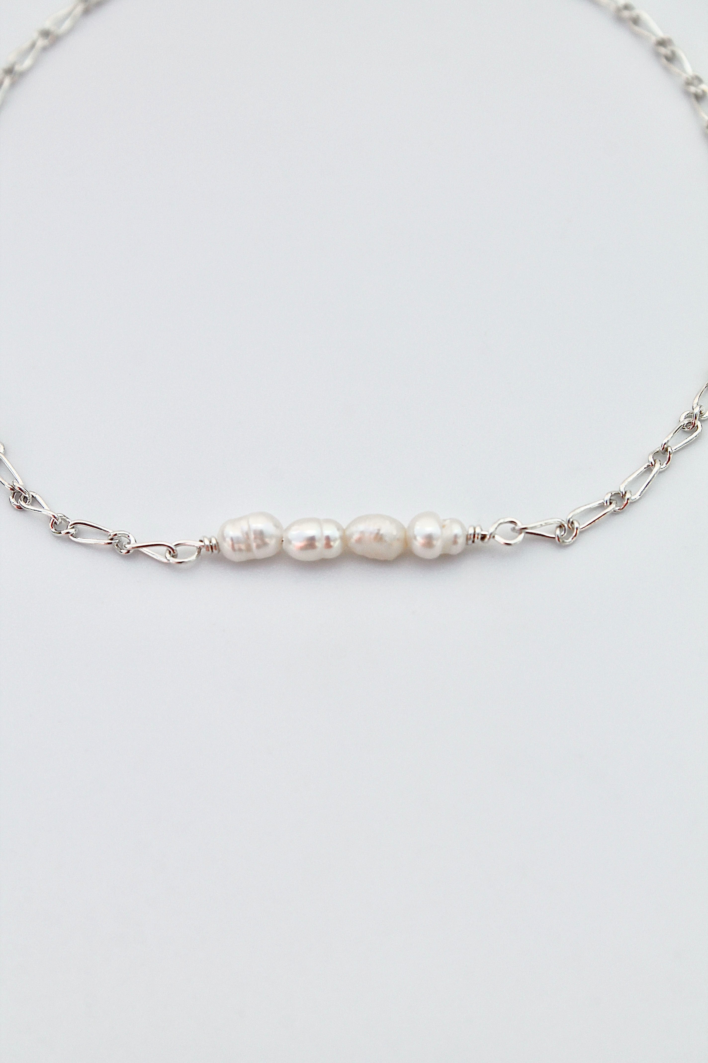 Pearl Bar Chain Bracelet