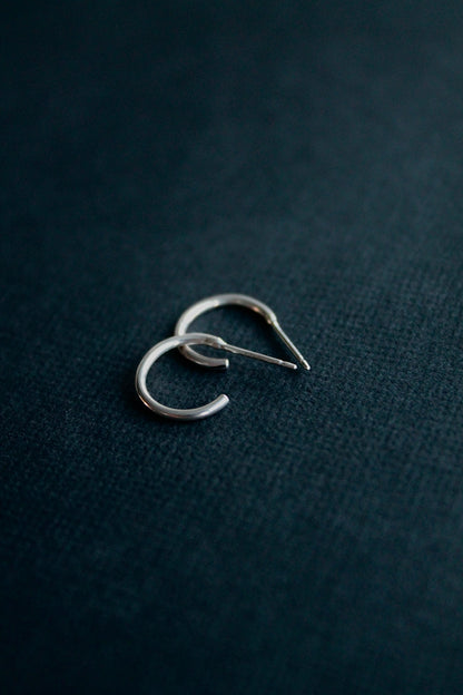 MICRO HOOPS - STERLING SILVER