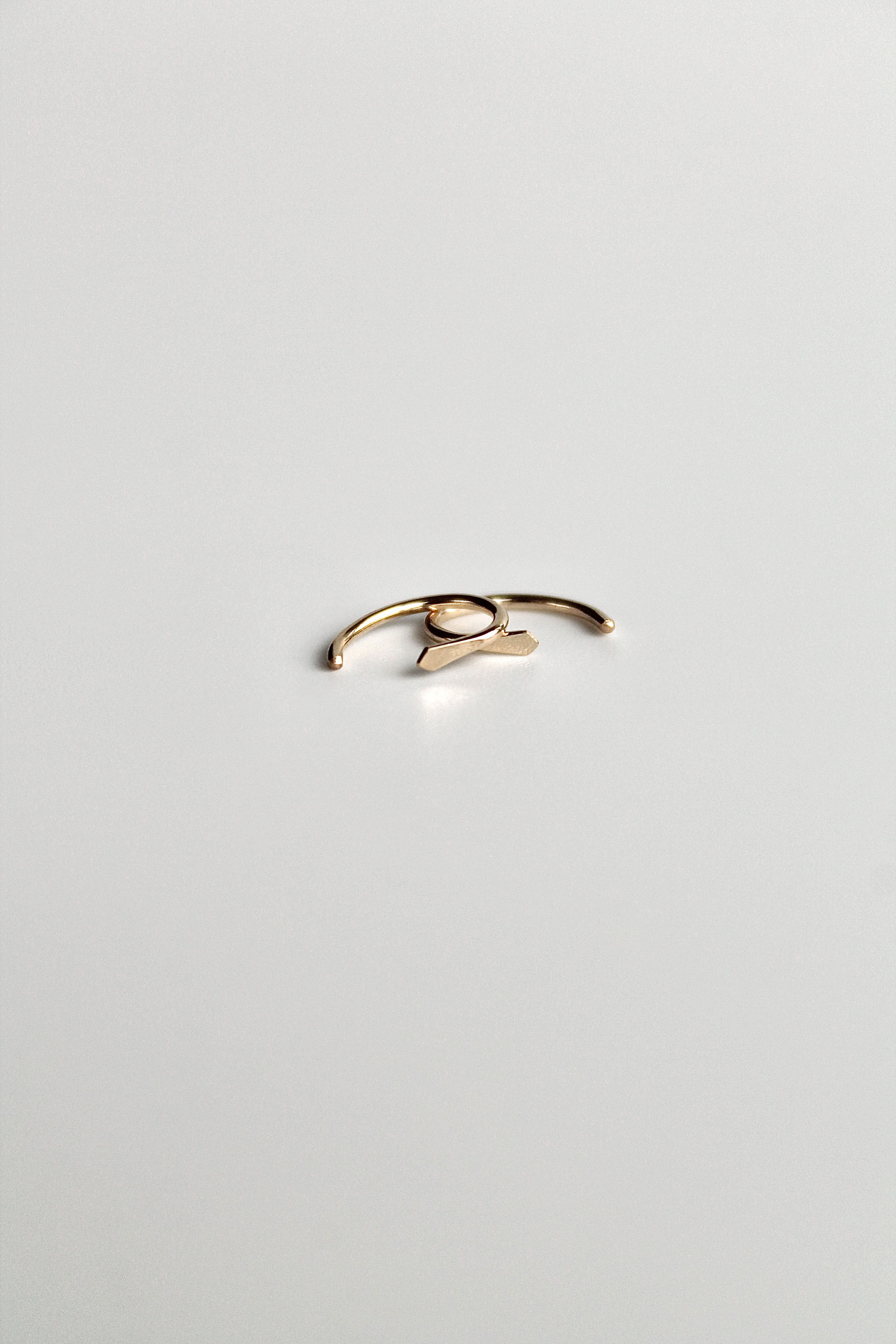 Clous dormeurs martelés