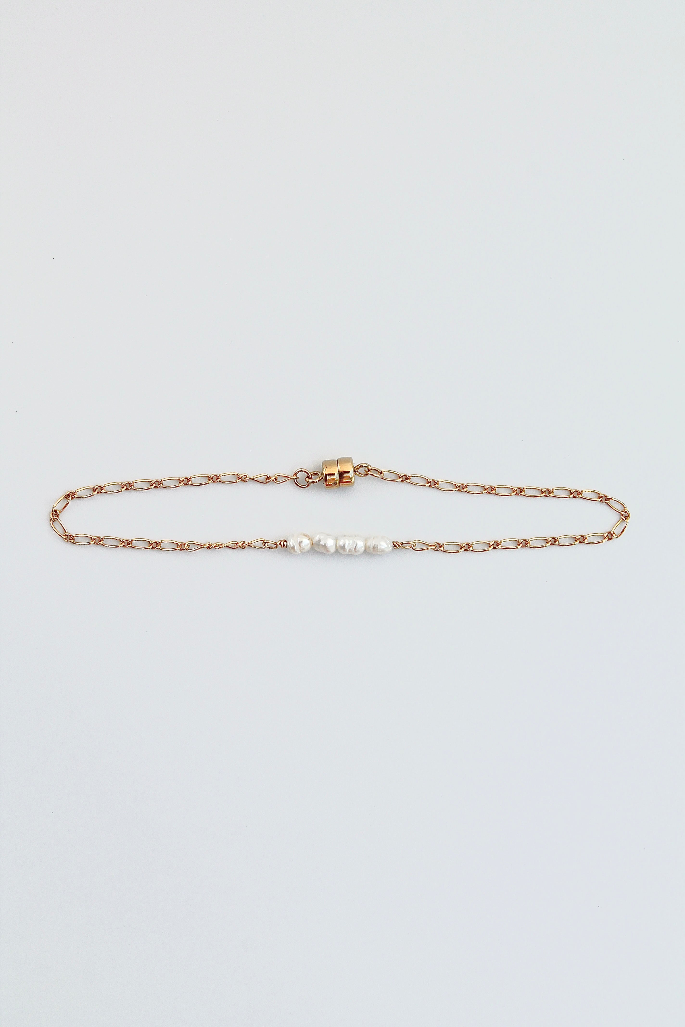 Pearl Bar Chain Bracelet