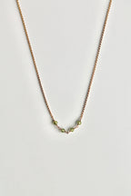 Collar con barra de piedra natal - Peridoto (agosto) - Buena fortuna