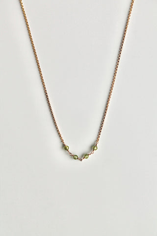 Collar con barra de piedra natal - Peridoto (agosto) - Buena fortuna