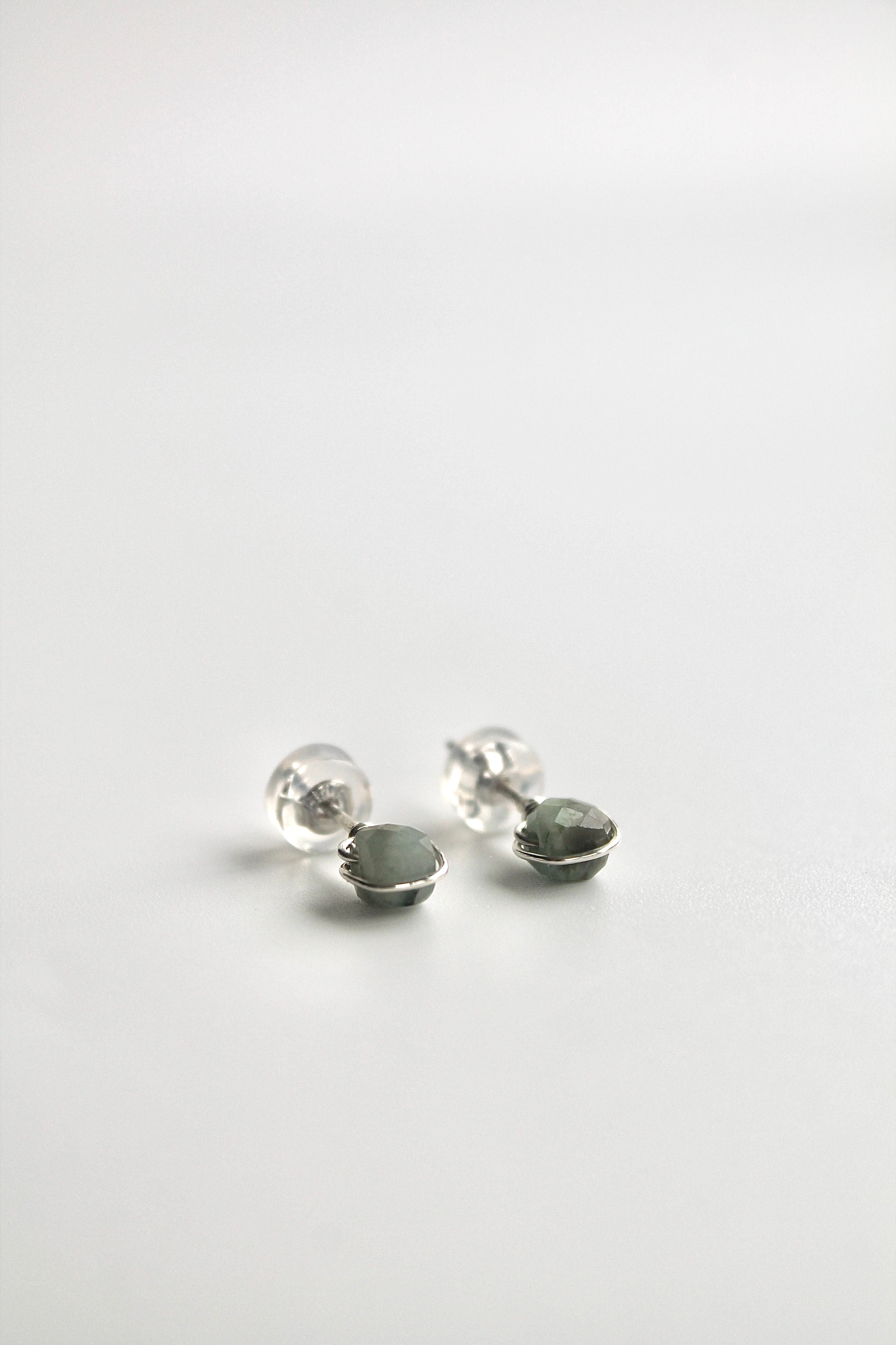 Birthstone Studs - Emerald (May) - Rejuvenation
