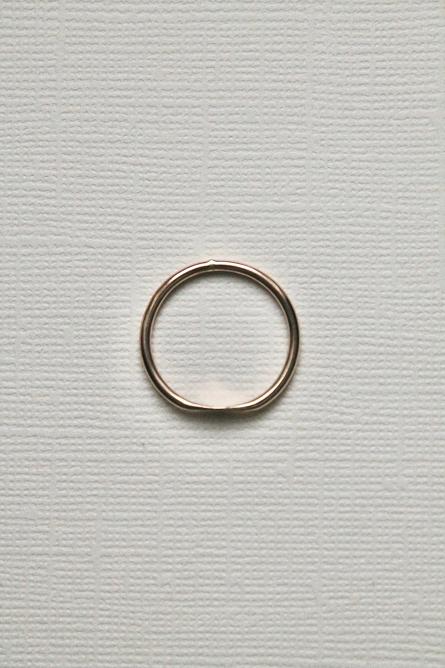 HAMMERED MINI SIGNET RING - 14K GOLD FILLED