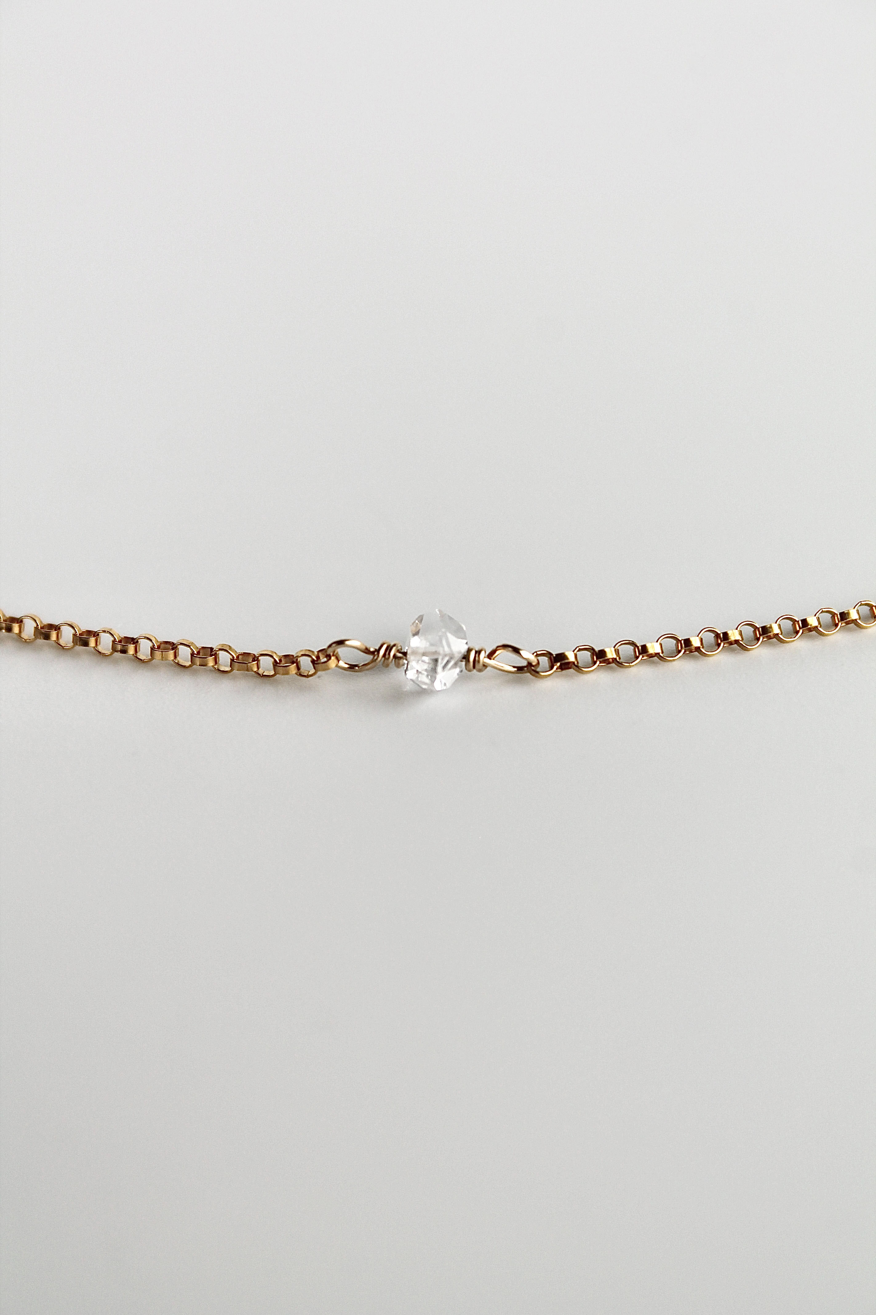 Bracelet multi-pierres de naissance - Diamant Herkimer (avril) - Lien Divin