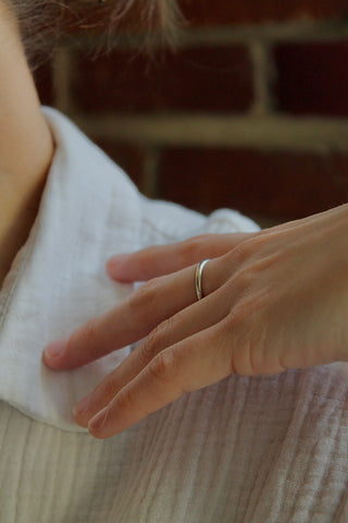 Curved Band Ring