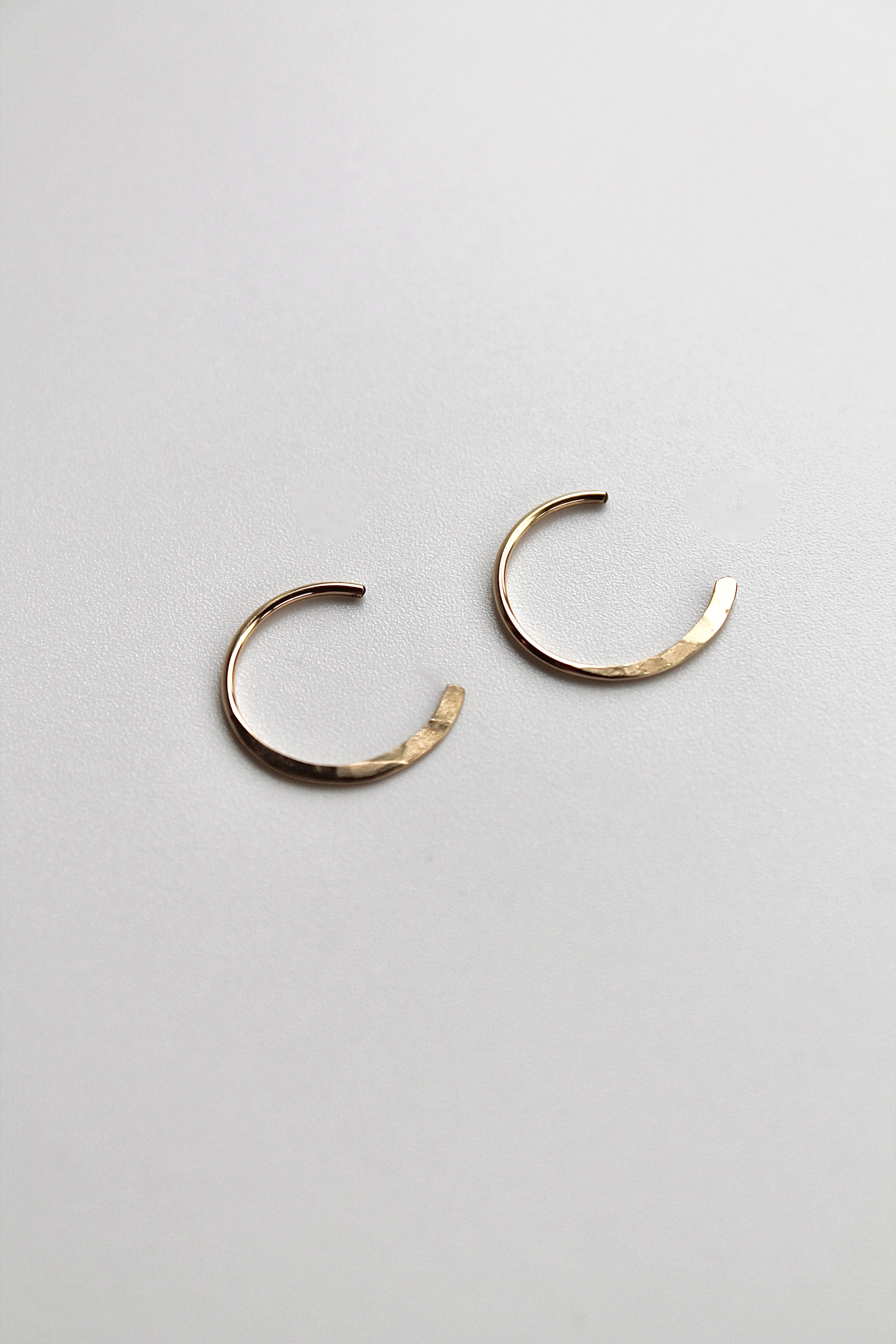 Round Hammered Threaders