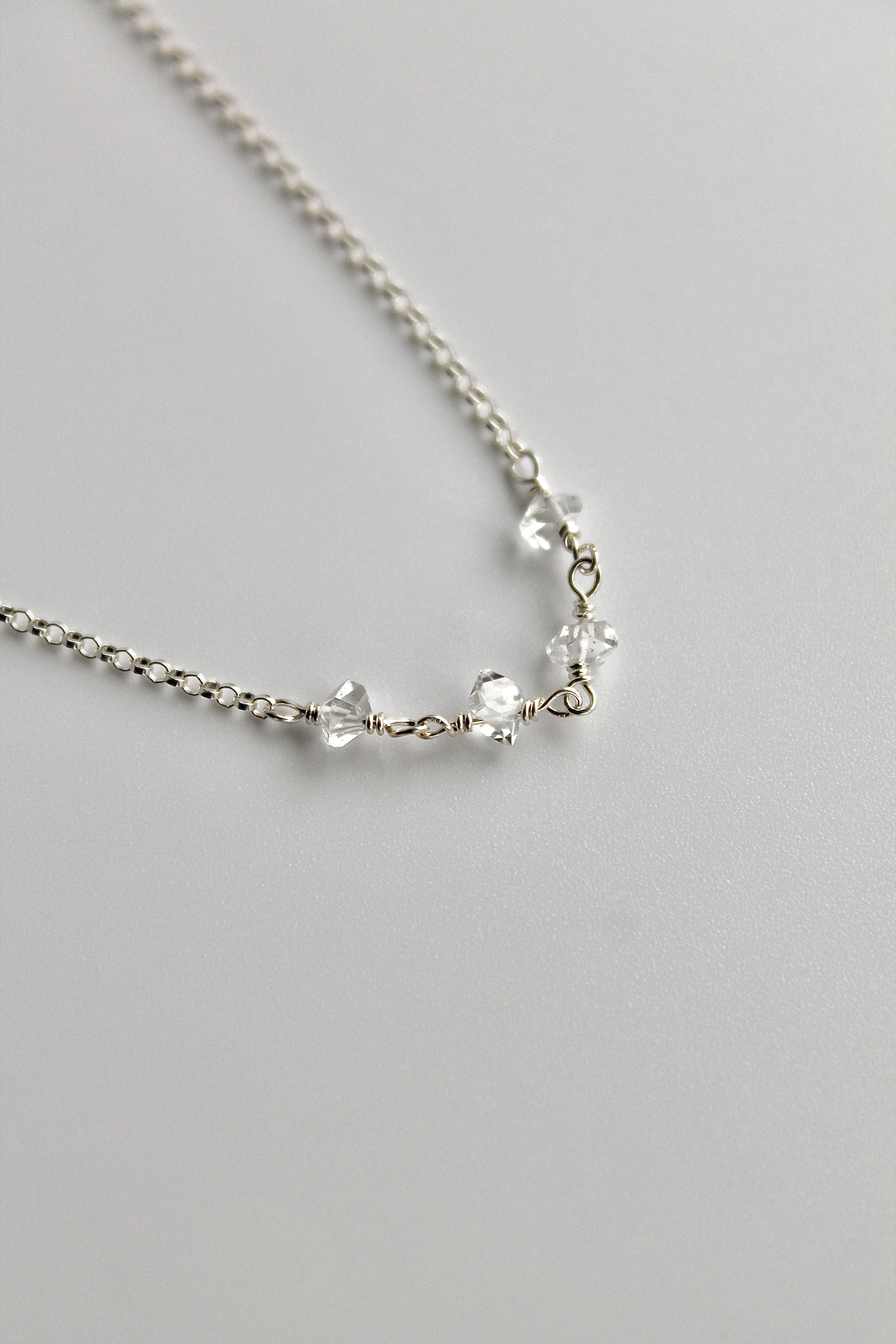 Collier barrette pierre de naissance - Diamant Herkimer (avril) - Divine Connection