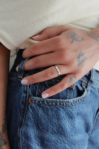 Classic Band Ring