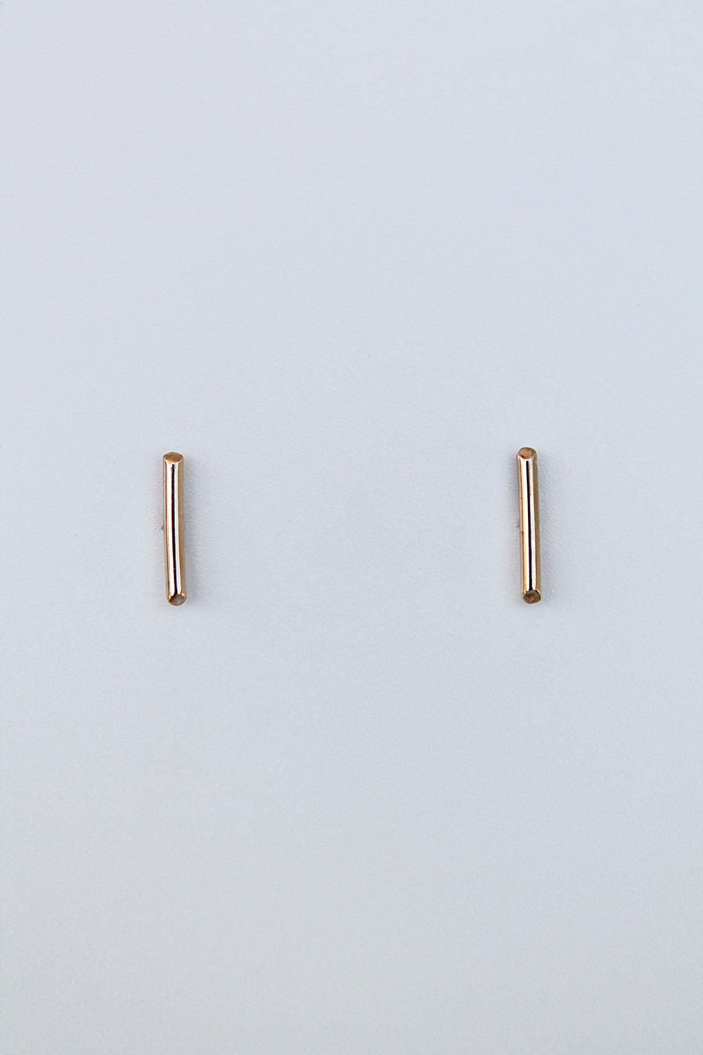 Thin T-Bar Studs