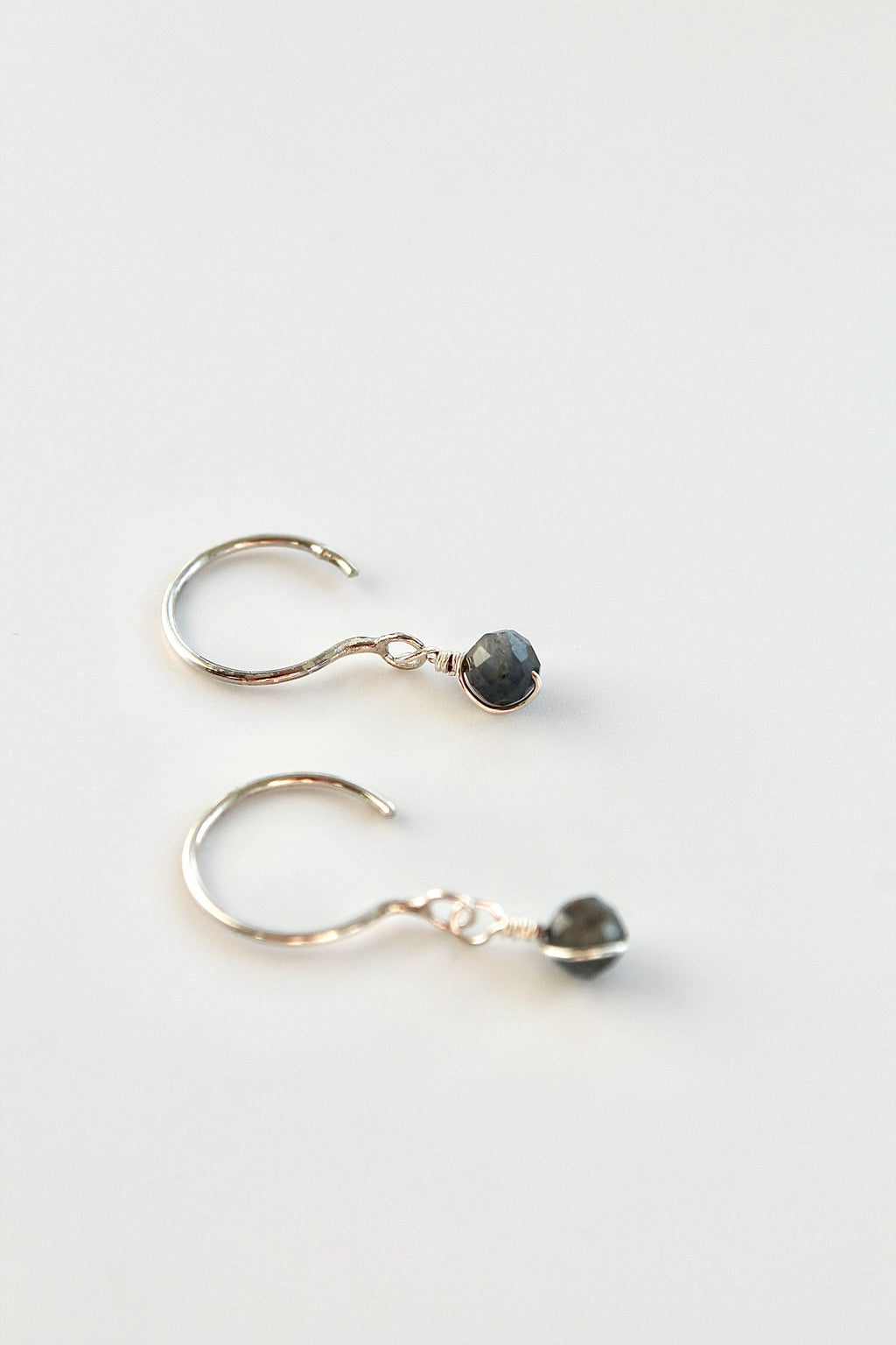 Threader Hoops (Sapphire)