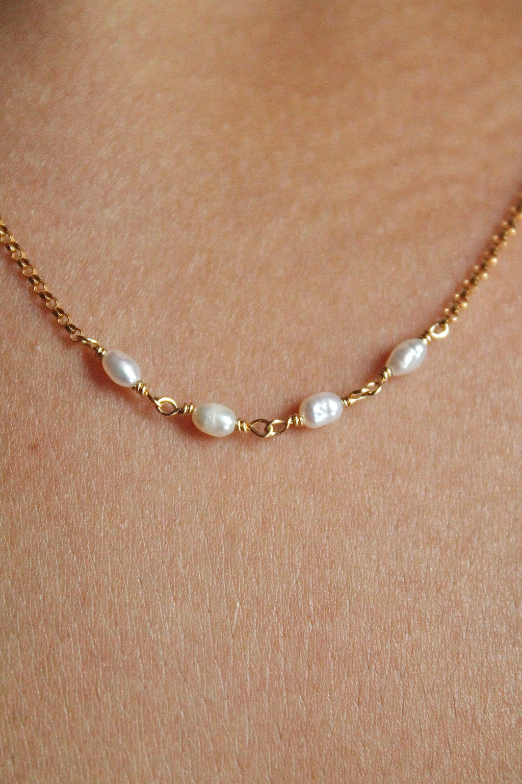 Collar con barra de piedra natal - Perla de agua dulce (junio) - Pureza