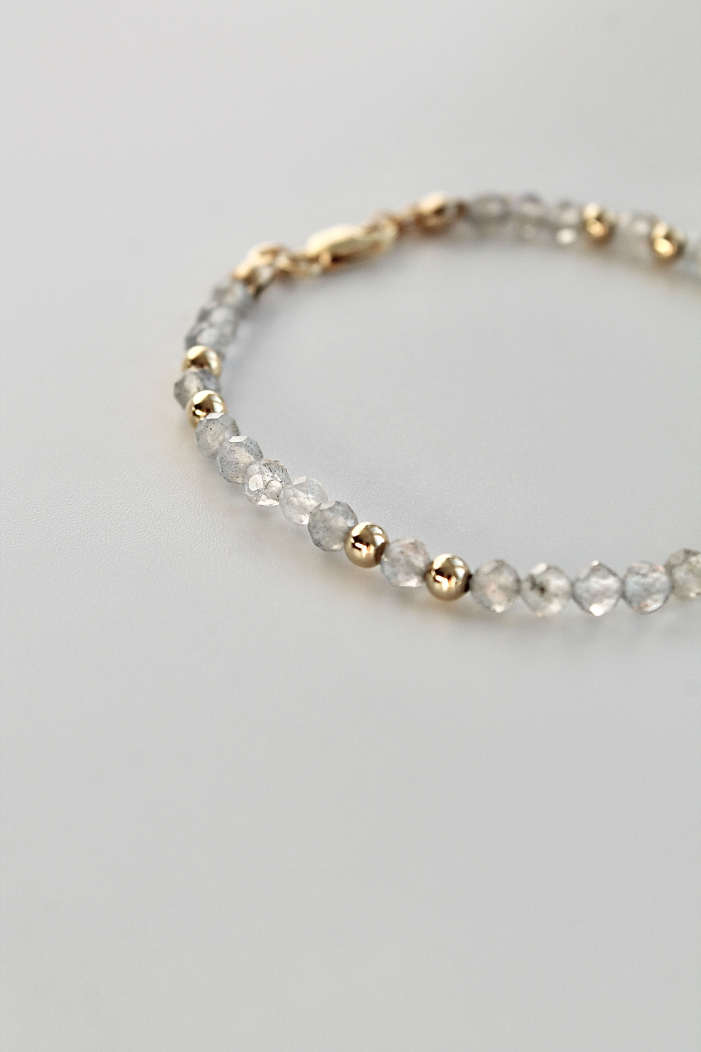 New Beginnings Bracelet (Labradorite)