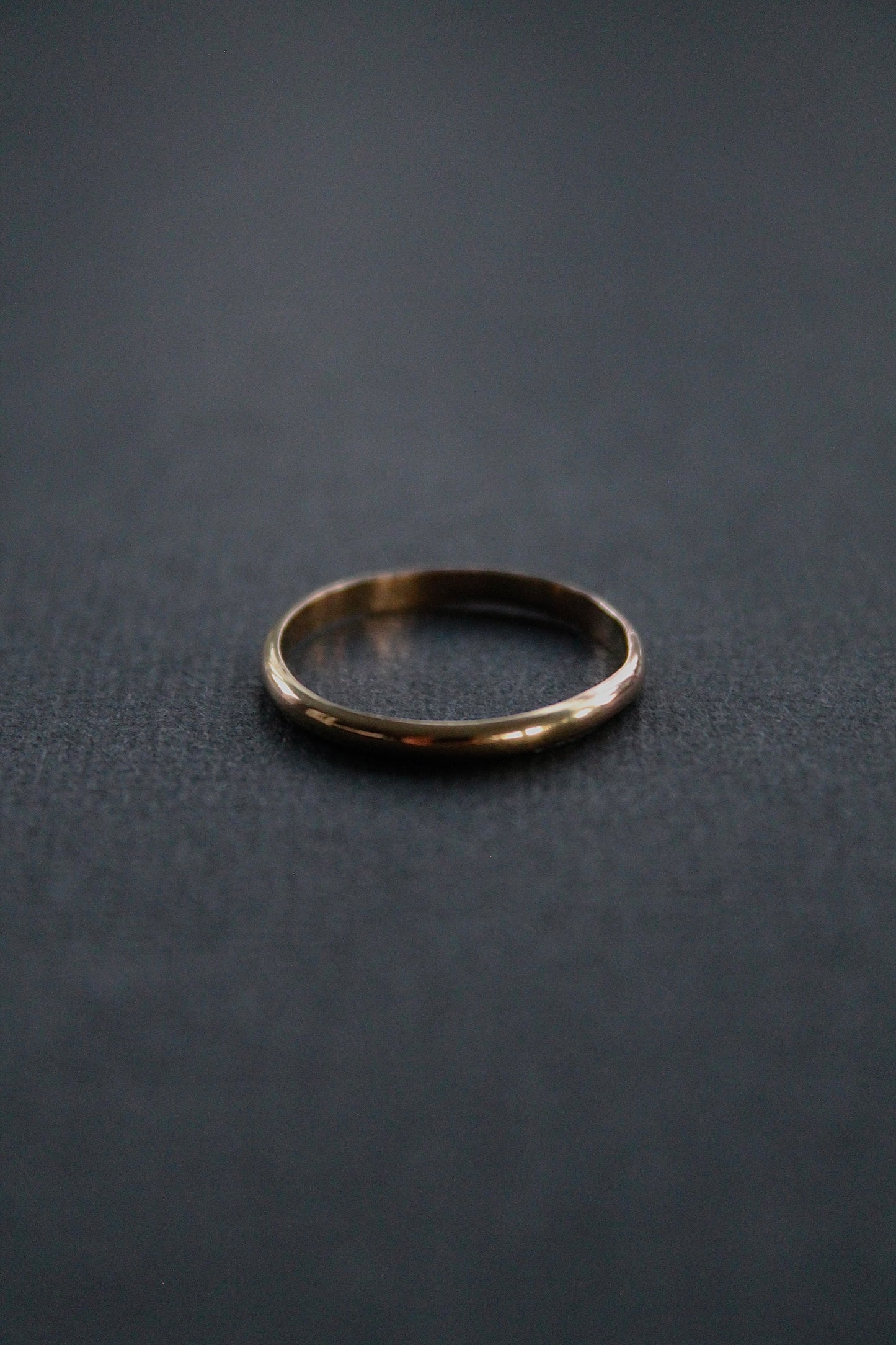 CURVED BAND RING - 14K GOLD FILLED