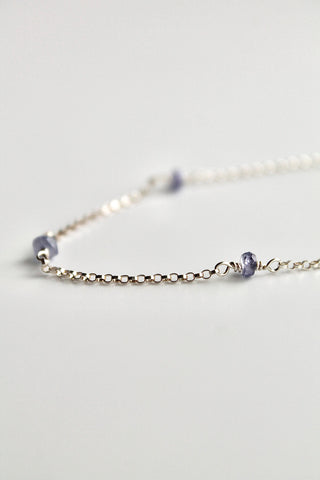 Pulsera con múltiples piedras de nacimiento: tanzanita (diciembre) - Enlightenment