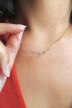 Collar con barra de piedra natal - Tanzanita (diciembre) - Iluminación