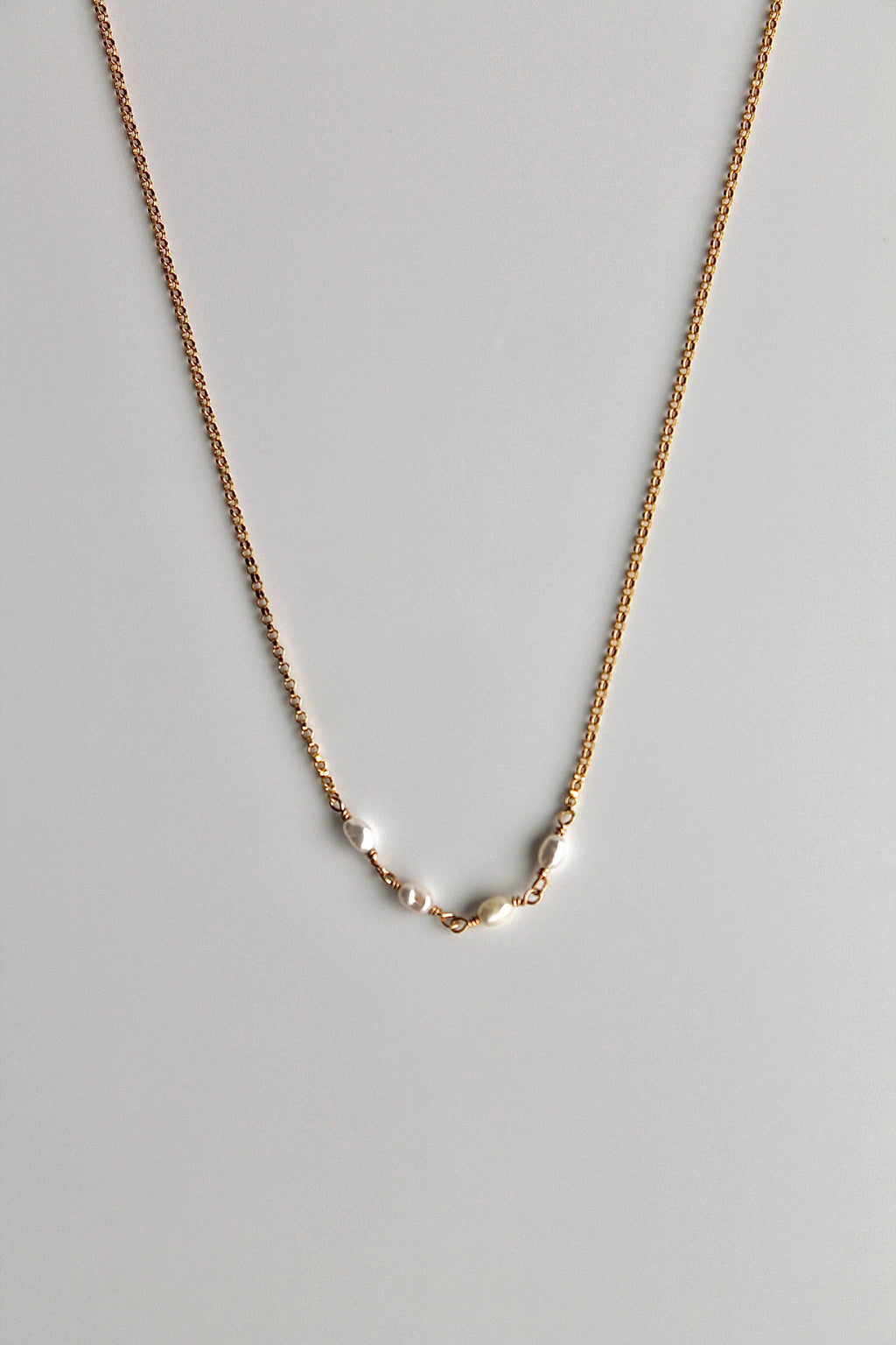 Collar con barra de piedra natal - Perla de agua dulce (junio) - Pureza