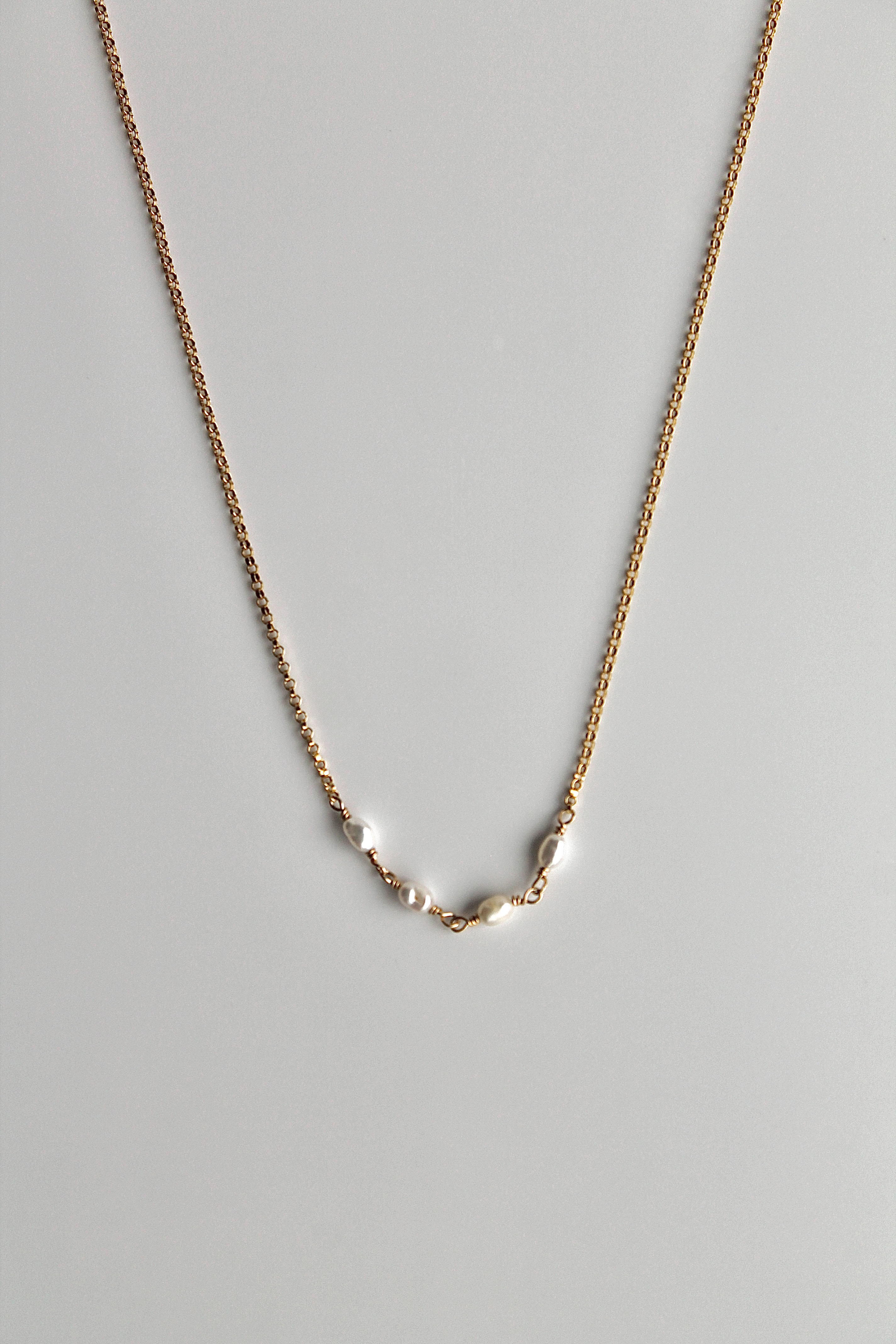 Collar con barra de piedra natal - Perla de agua dulce (junio) - Pureza