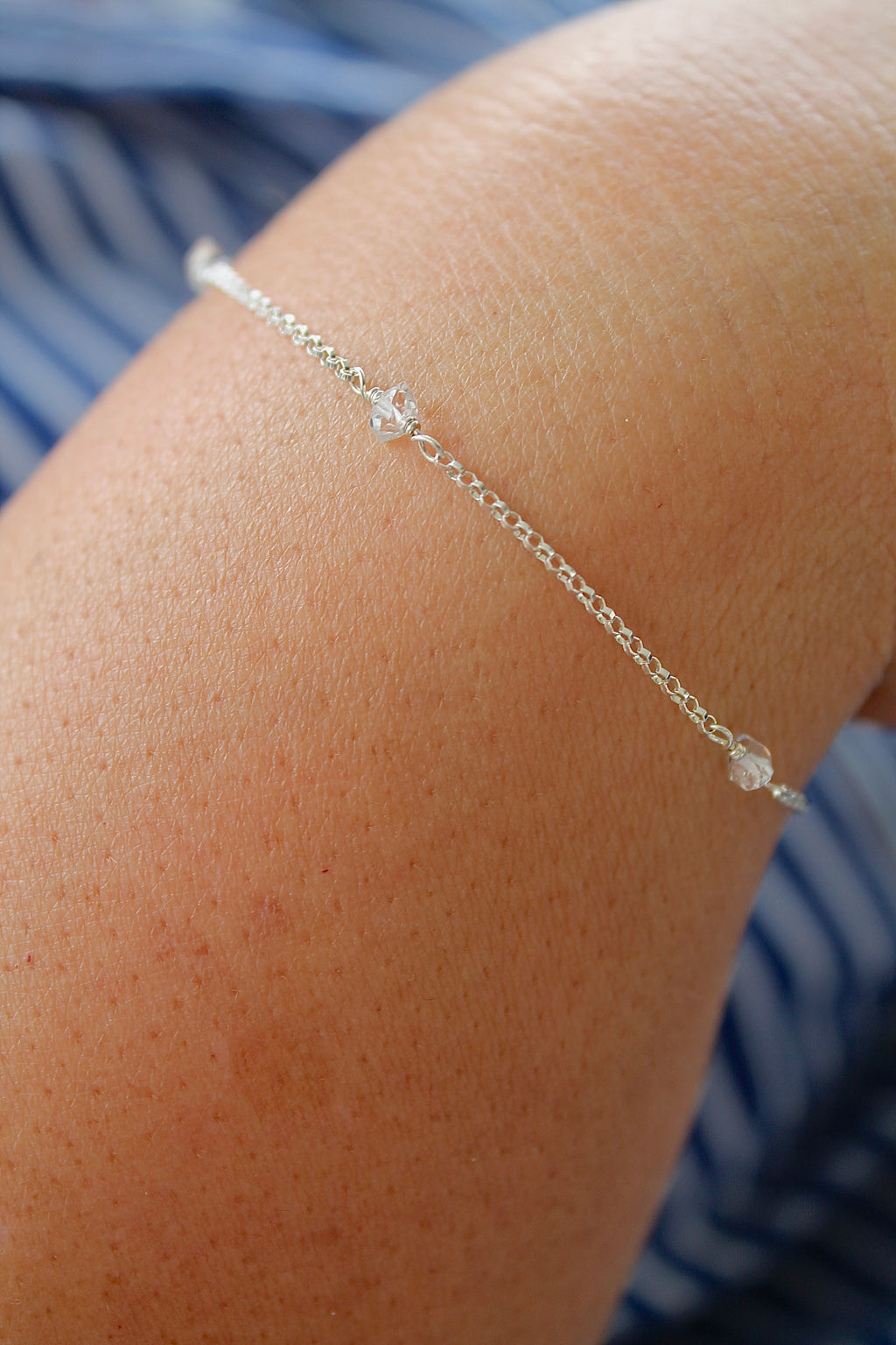 Bracelet multi-pierres de naissance - Diamant Herkimer (avril) - Lien Divin