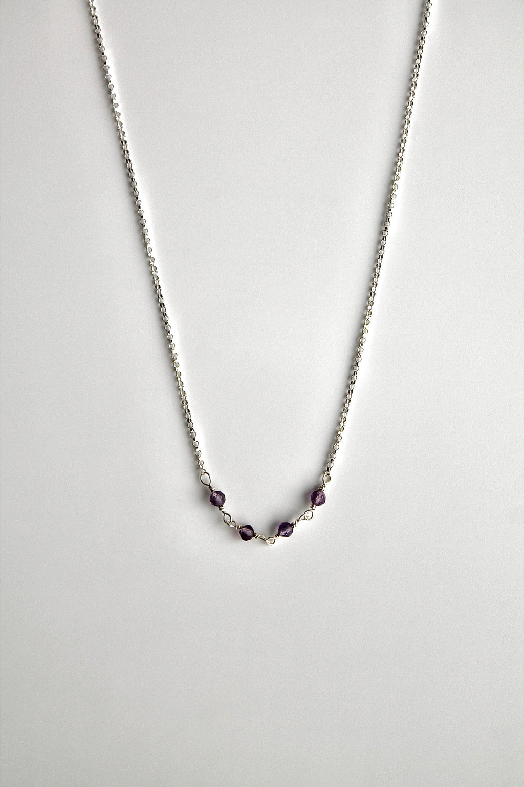 Collar con barra de piedra natal: Amatista (febrero) - Serenity