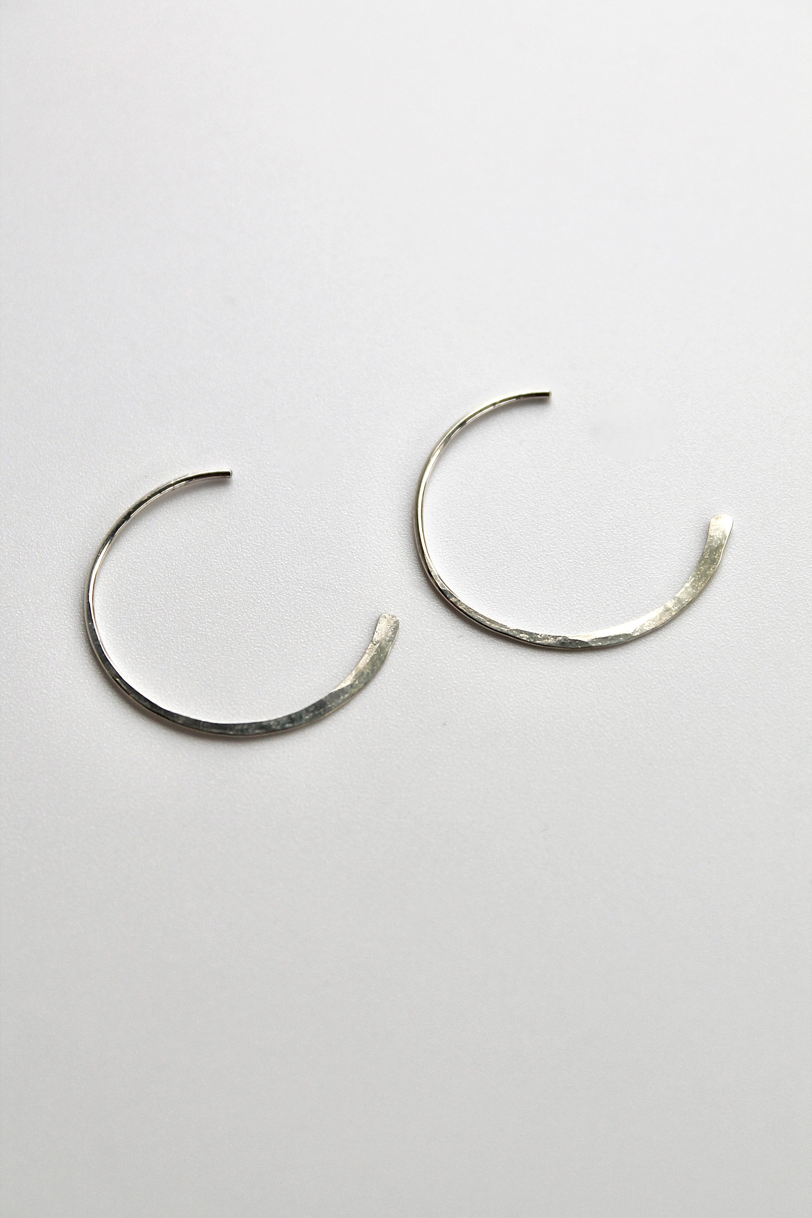 Round Hammered Threaders