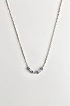 Collar con barra de piedra natal - Tanzanita (diciembre) - Iluminación