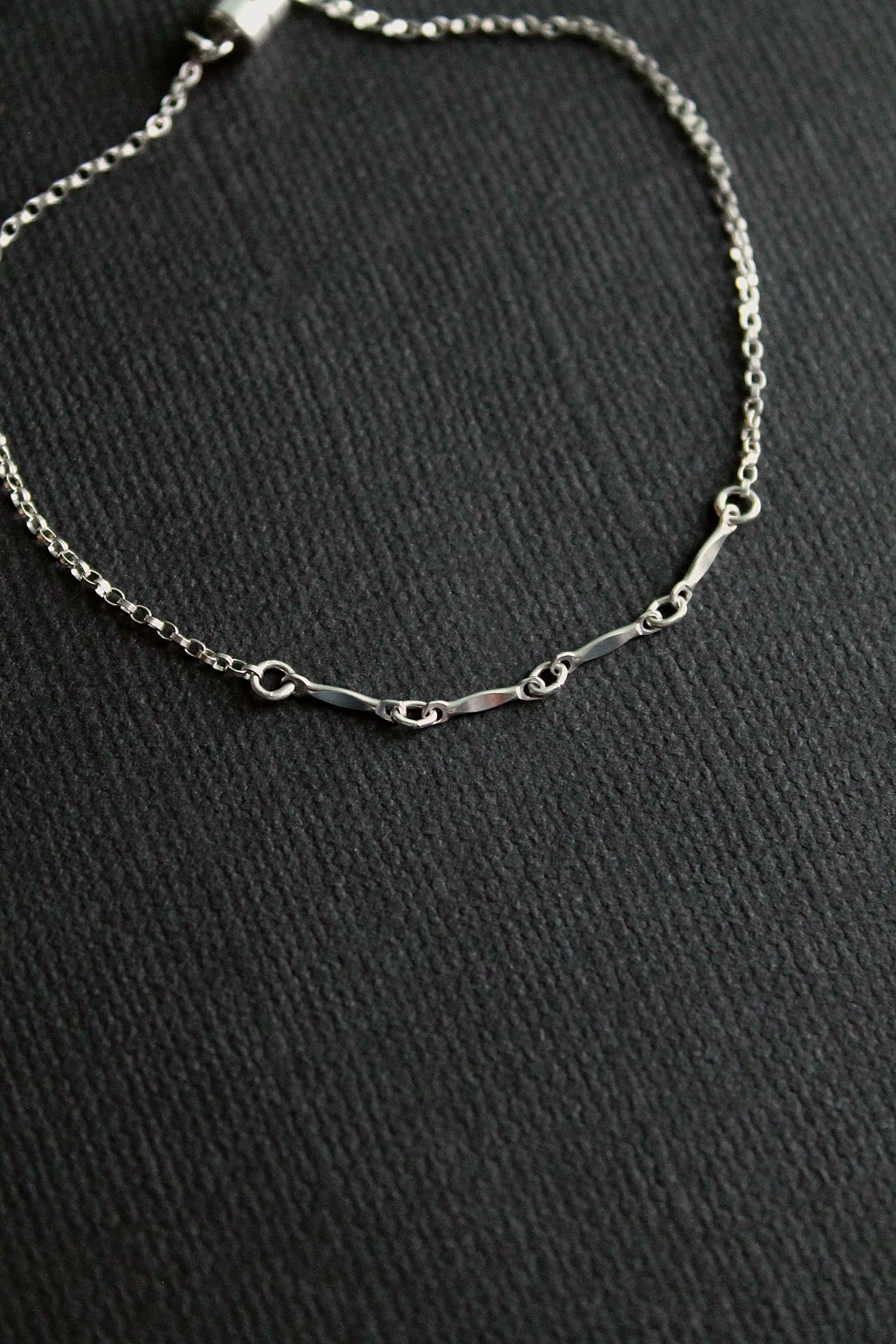 CENTER BAR CHAIN BRACELET - STERLING SILVER