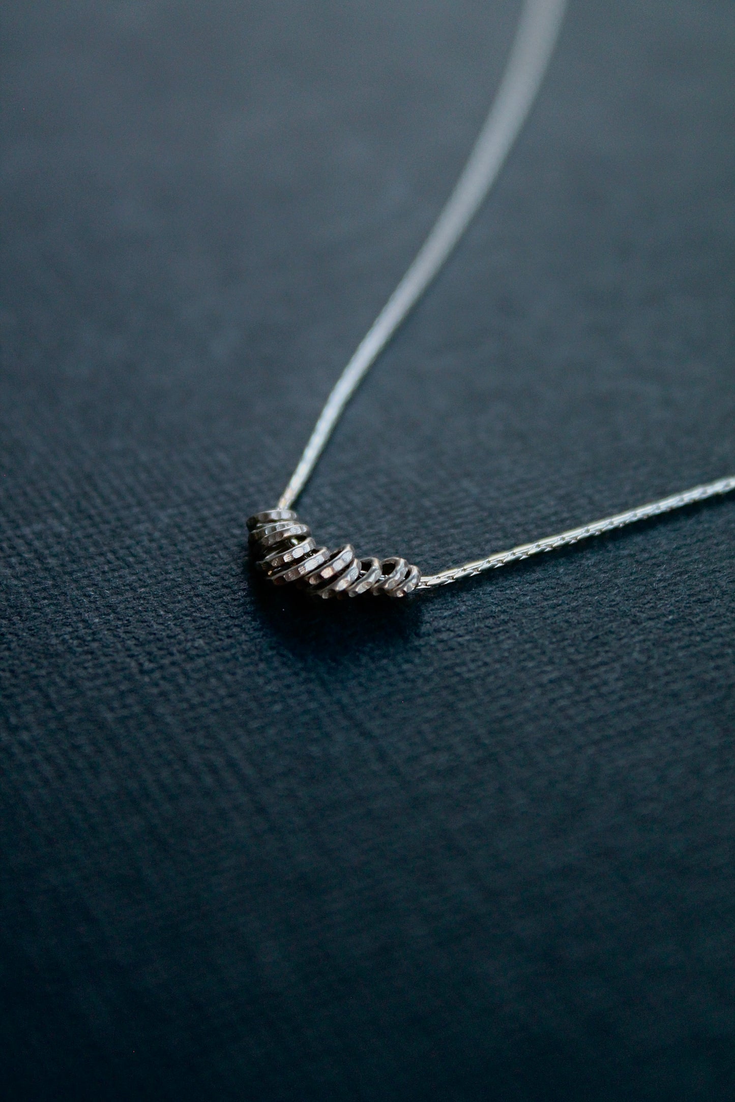 FLOATING DISCS NECKLACE - STERLING SILVER