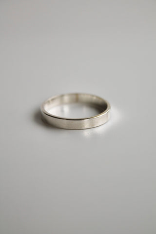 Classic Band Ring