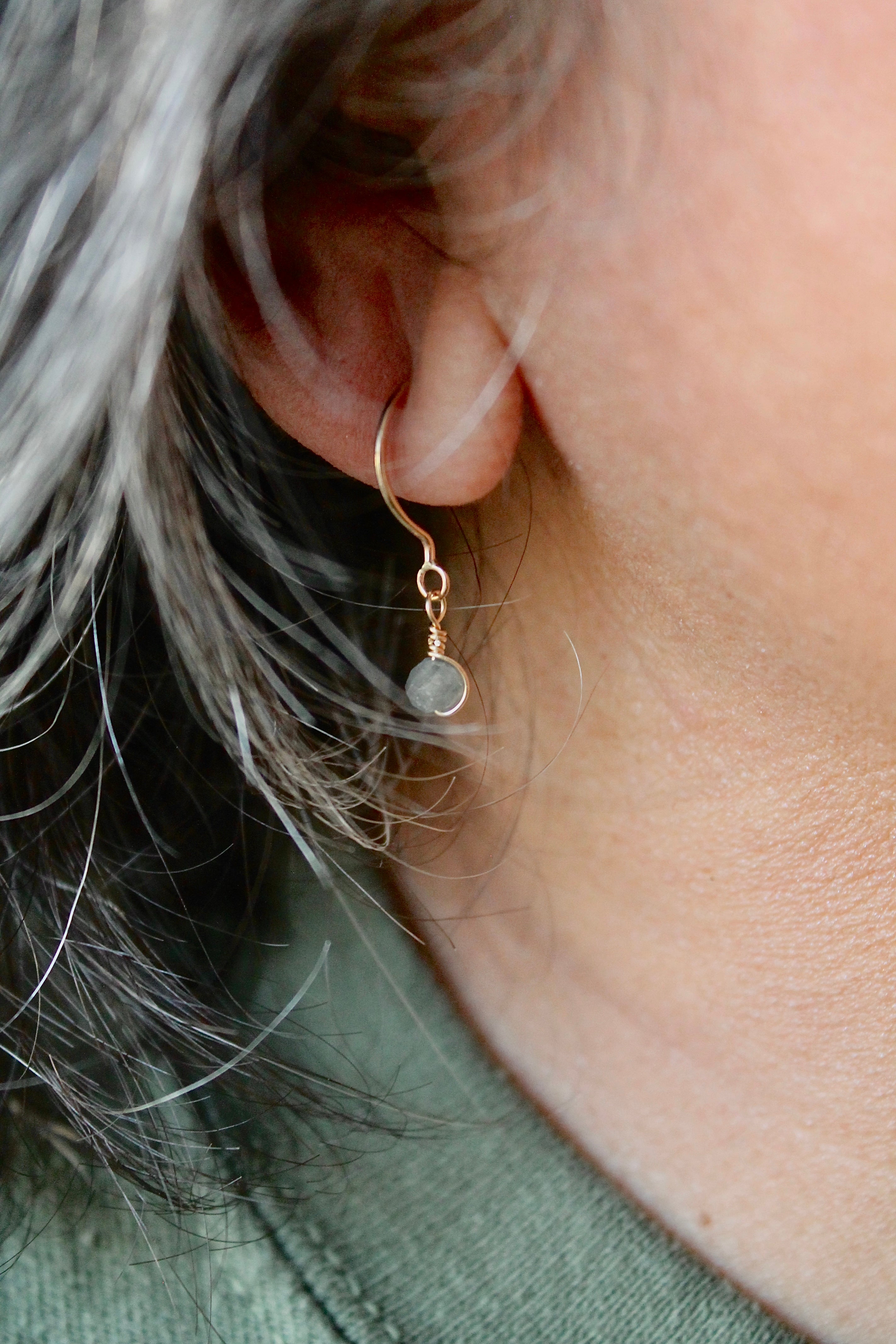 Threader Hoops (Sapphire)