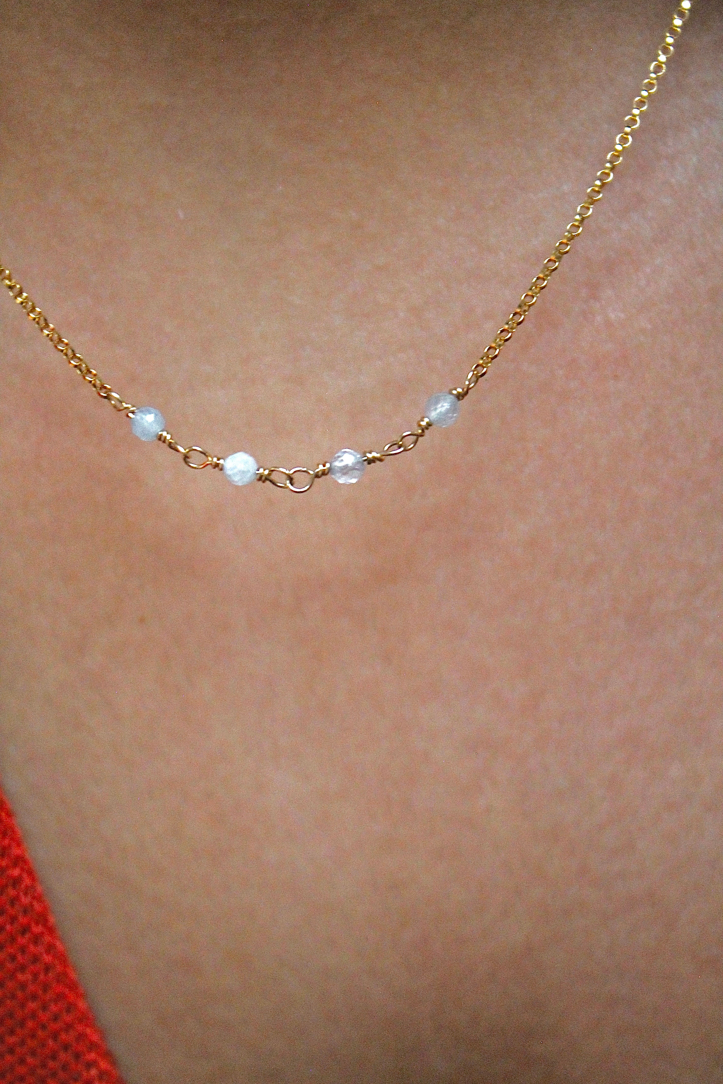 Collier barrette pierre de naissance - Aigue-marine (mars) - Profondeur émotionnelle