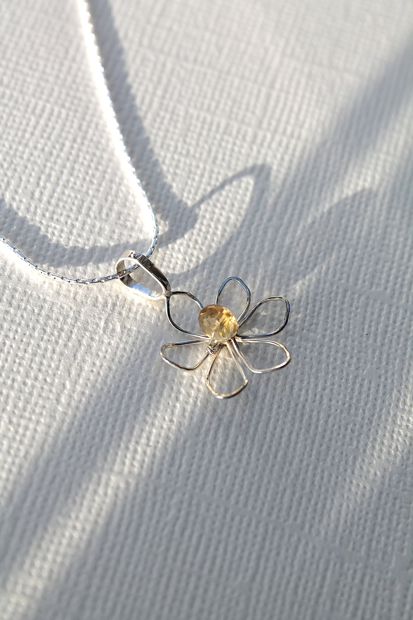 DAFFODIL PENDANT NECKLACE - STERLING SILVER