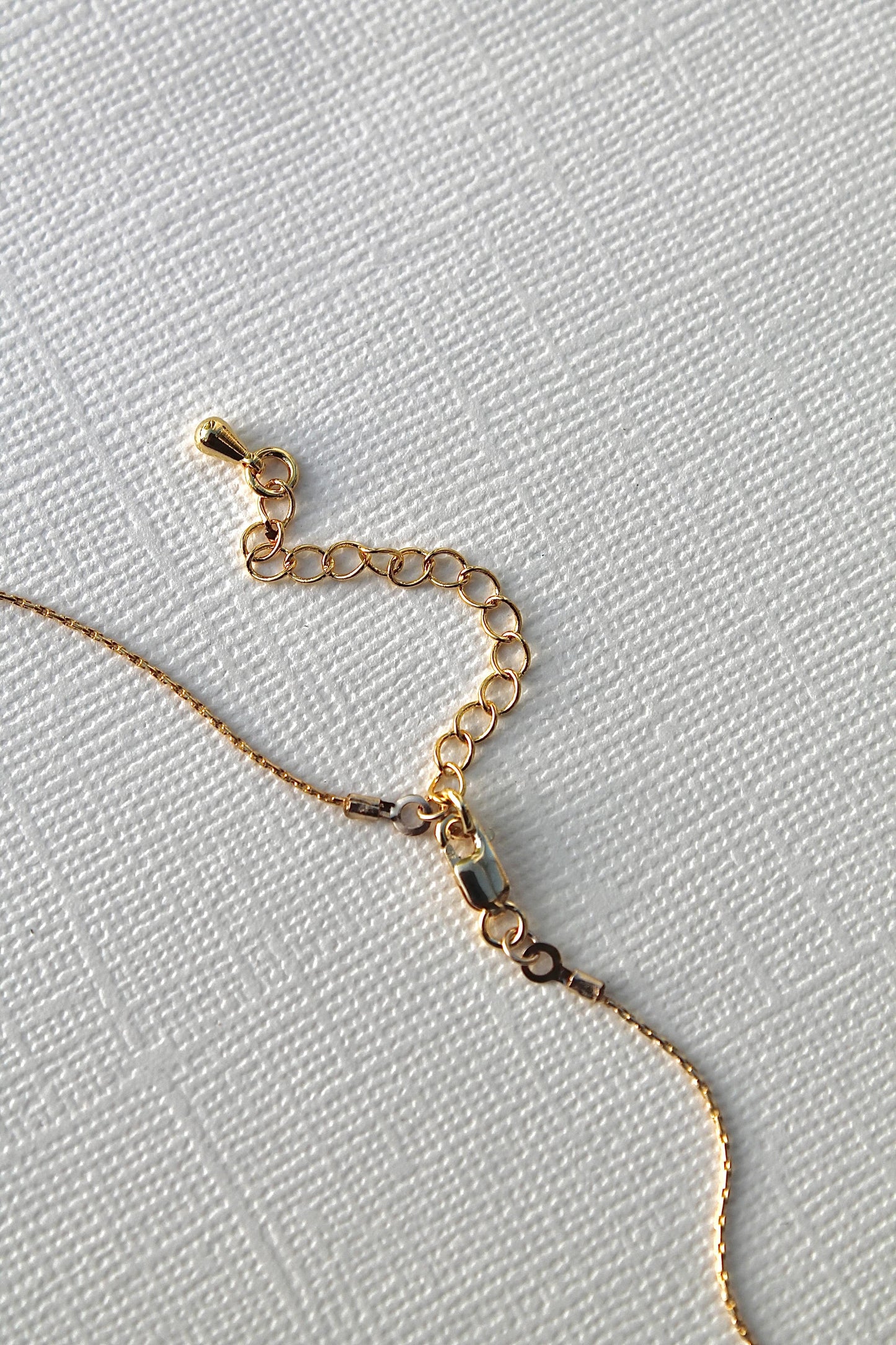 HAWTHORN PENDANT NECKLACE - 14K GOLD FILLED