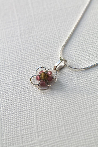HAWTHORN PENDANT NECKLACE - STERLING SILVER