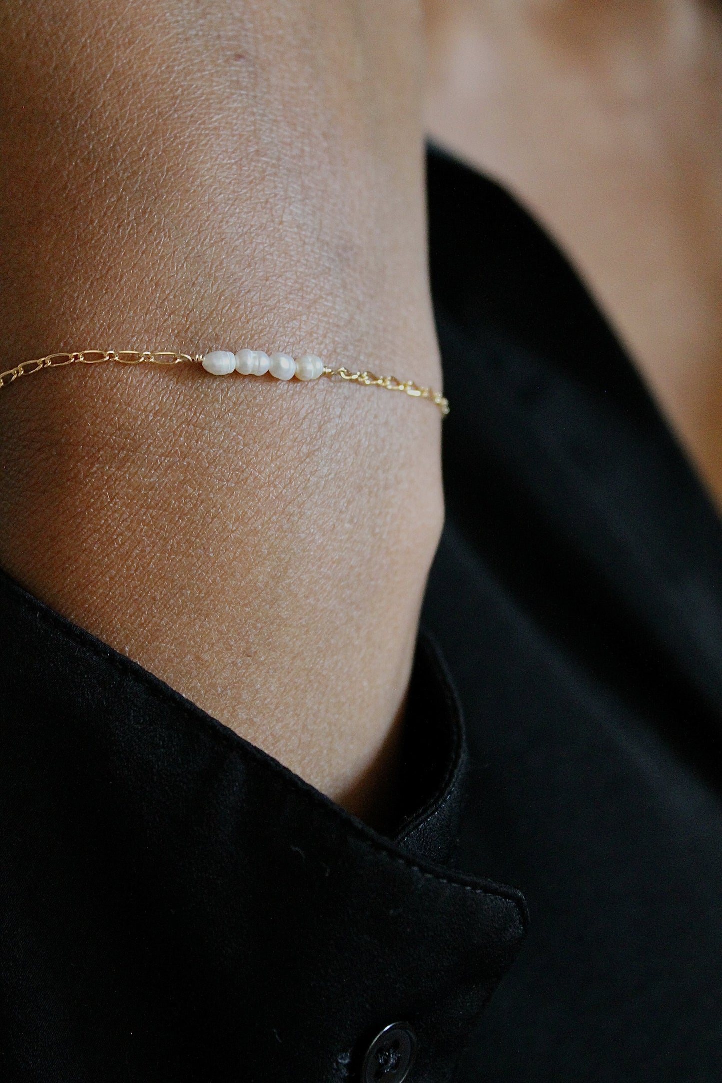 PEARL BAR CHAIN BRACELET - 14K GOLD FILLED