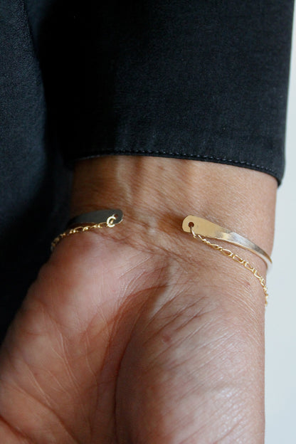 CUFF & CHAIN OPEN BANGLE - 14K GOLD FILLED