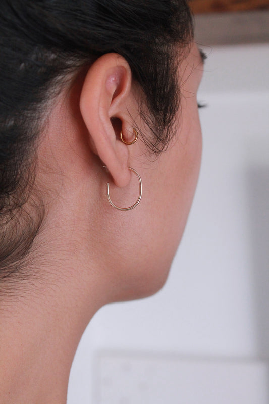 Sloane Oval Hoops